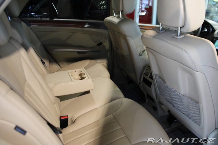 Mercedes-Benz M 350 4MATIC H&K/Pano 2006