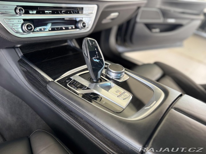 BMW 7 730d xDrive*Dověry*360°Ka 2016