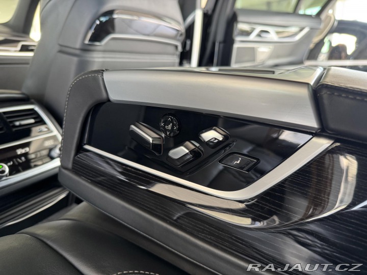 BMW 7 730d xDrive*Dověry*360°Ka 2016