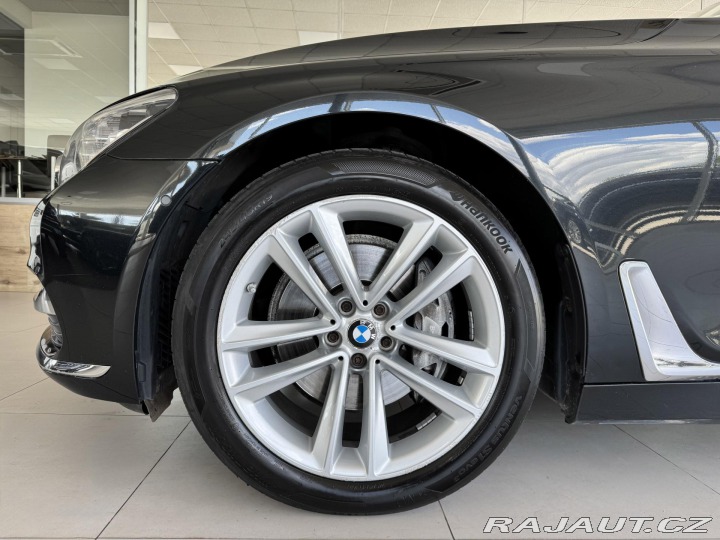 BMW 7 730d xDrive*Dověry*360°Ka 2016