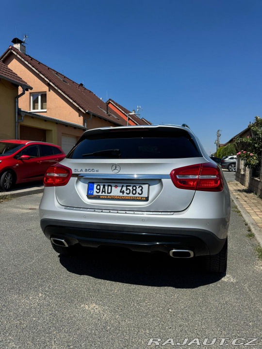 Mercedes-Benz GLA GLA 200 D 100kw 2015