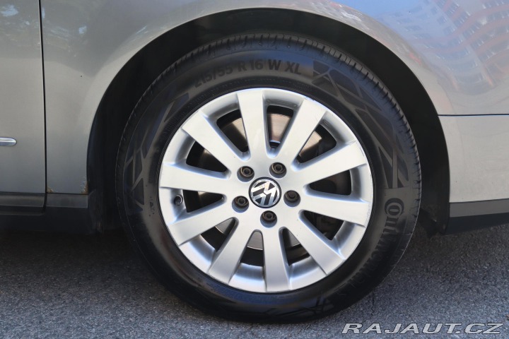 Volkswagen Passat VARIANT 2.0TDI DSG 103kW 2008