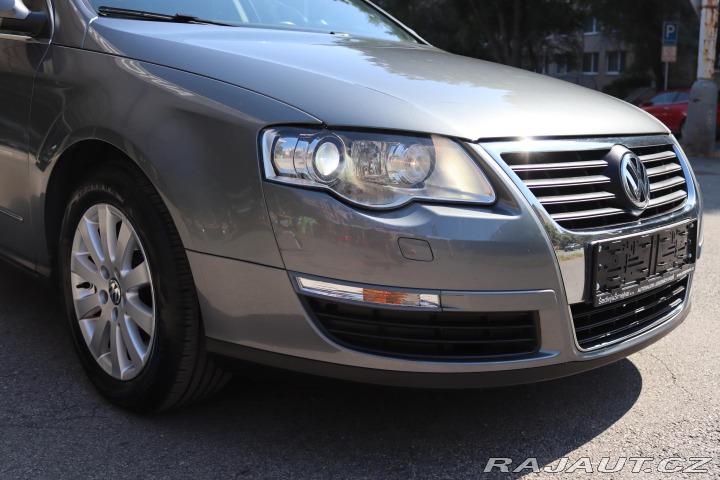 Volkswagen Passat VARIANT 2.0TDI DSG 103kW 2008