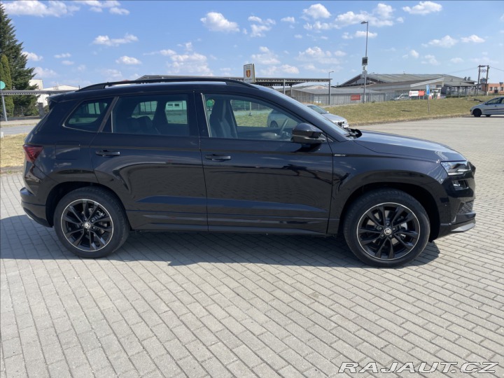 Škoda Karoq 1,5 TSi 110kw SPORTLINE 1 2026
