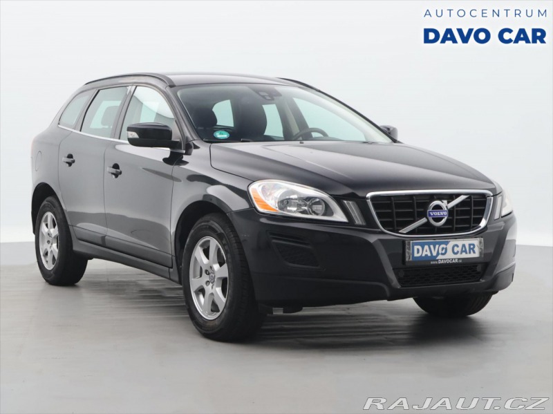 Volvo XC60 2,4 D3 120kW Momentum AWD