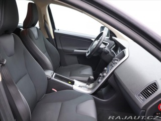 Volvo XC60 2,4 D3 120kW Momentum AWD 2011