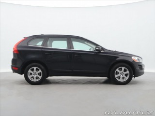 Volvo XC60 2,4 D3 120kW Momentum AWD 2011