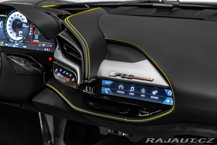 Ferrari SF90 2021
