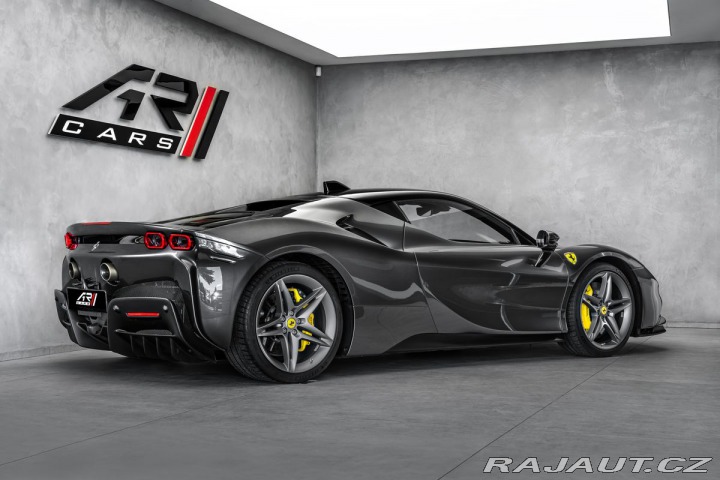 Ferrari SF90 2021