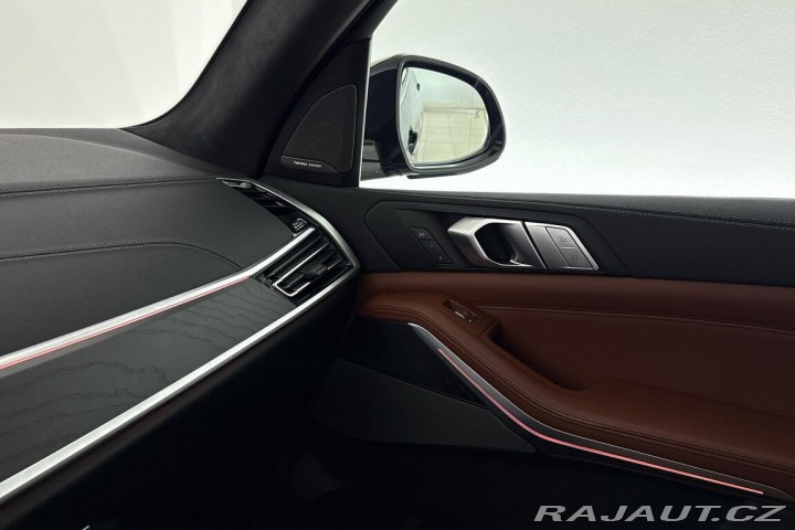 BMW X7 M50i 2021