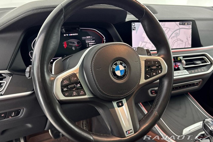 BMW X7 M50i 2021