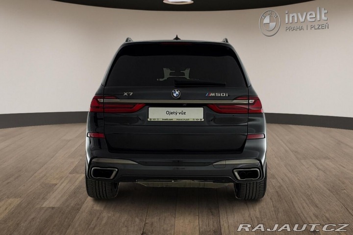 BMW X7 M50i 2021