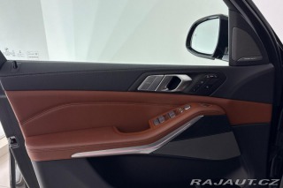 BMW X7 M50i 2021