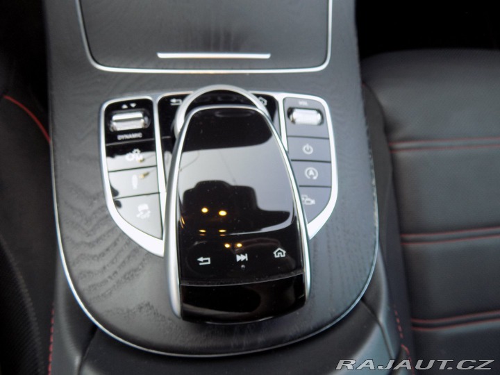 Mercedes-Benz E 53AMG/4-Matic/1.Maj.ČR/Le 2019