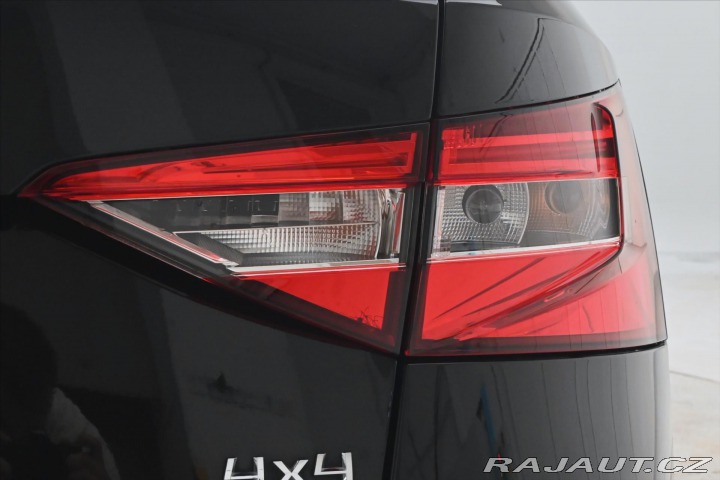 Škoda Superb 2,0 TDI 147 kW DSG 4x4 NE 2023