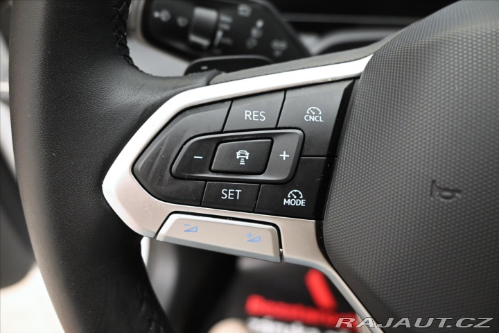 Volkswagen Passat 2,0 TDI 110 kW DSG Busine 2026