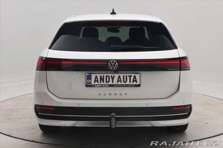 Volkswagen Passat 2,0 TDI 110 kW DSG Busine 2026