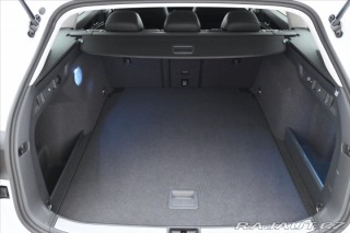 Volkswagen Passat 2,0 TDI 110 kW DSG Busine 2026