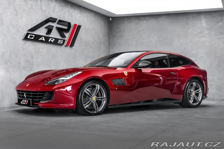 Ferrari Ostatní modely GTC4 Lusso 2018