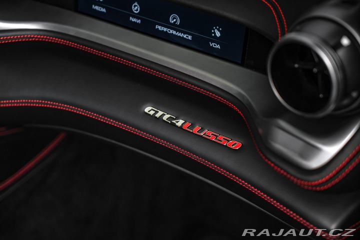 Ferrari Ostatní modely GTC4 Lusso 2018