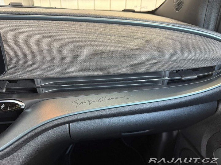 Fiat 500e Giorgio Armani Hatchback 2025