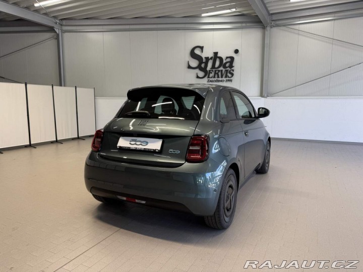 Fiat 500e Giorgio Armani Hatchback 2025