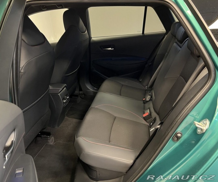 Toyota Corolla 2,0 HYBRID AT GR SPORT JB 2026