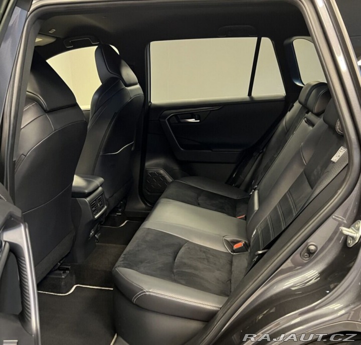 Toyota RAV4 2,5 Hybrid AT AWD GR SPOR 2024