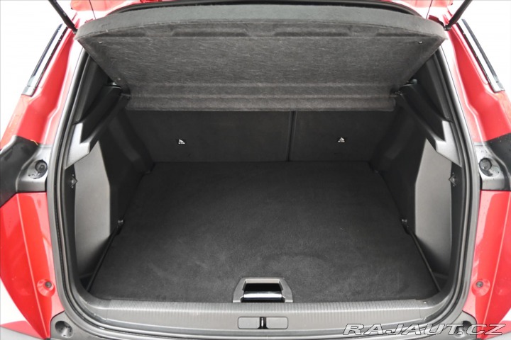 Peugeot 2008 1,2 96kW PureTech EAT8 Zá 2021