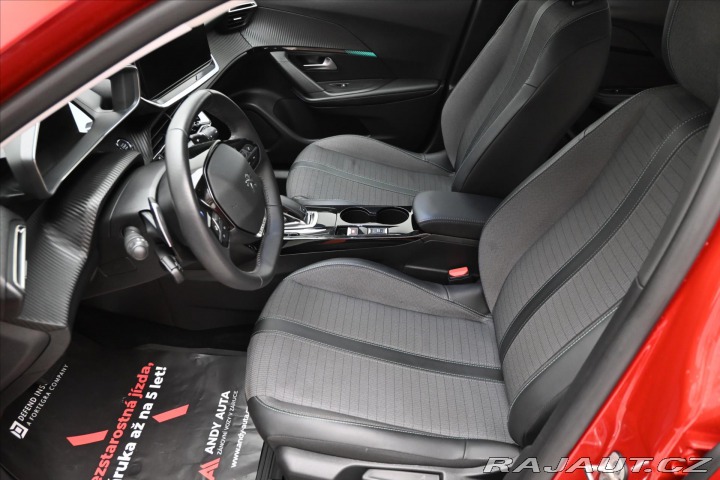 Peugeot 2008 1,2 96kW PureTech EAT8 Zá 2021