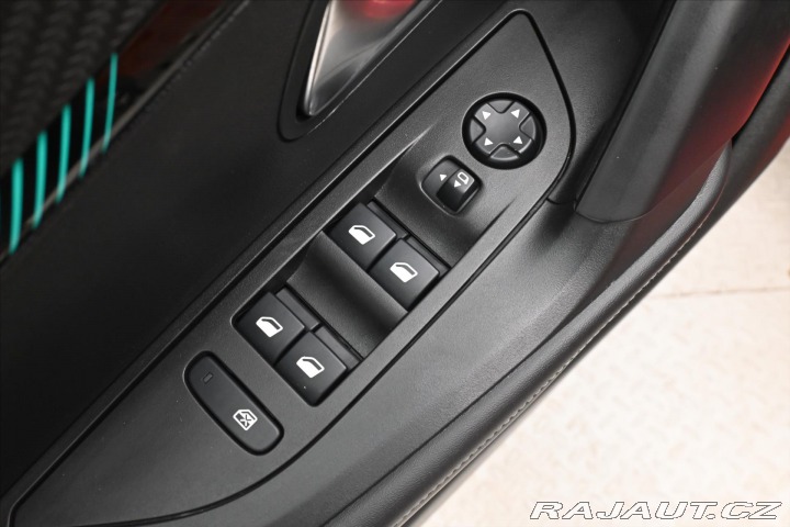 Peugeot 2008 1,2 96kW PureTech EAT8 Zá 2021