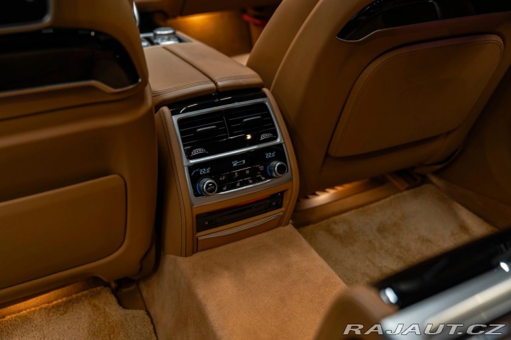 BMW 7 Li xDrive 2017