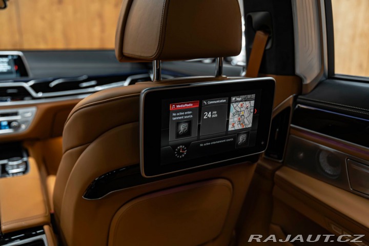 BMW 7 Li xDrive 2017