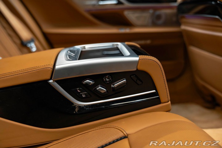BMW 7 Li xDrive 2017