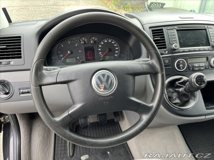 Volkswagen Multivan 1,9 TDi 75kW 7míst 2007