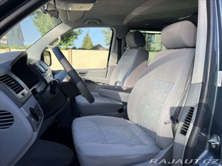 Volkswagen Multivan 1,9 TDi 75kW TREND 2006
