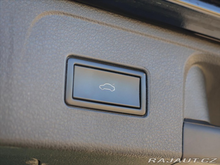 Volkswagen Passat 2,0 TDI 110kW DSG Eleganc 2020