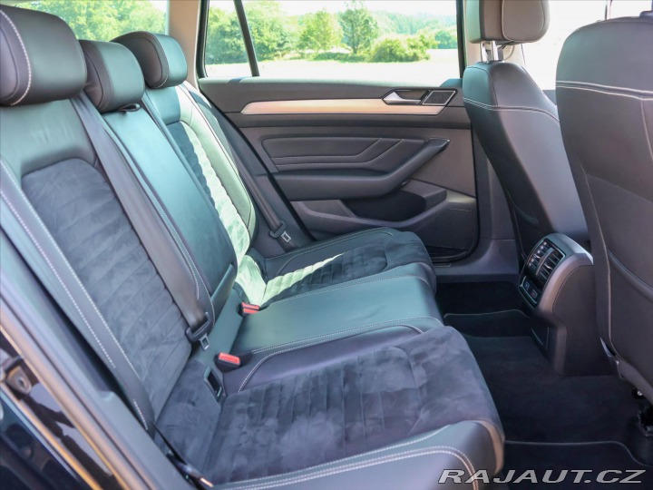 Volkswagen Passat 2,0 TDI 110kW DSG Eleganc 2020