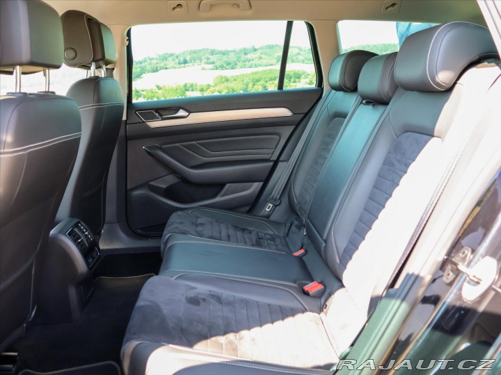 Volkswagen Passat 2,0 TDI 110kW DSG Eleganc 2020