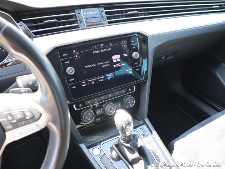 Volkswagen Passat 2,0 TDI 110kW DSG Eleganc 2020