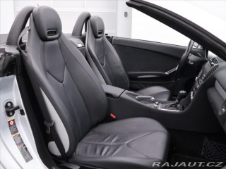 Mercedes-Benz SLK 3.5 350 V6 200kW Serv.kni 2005
