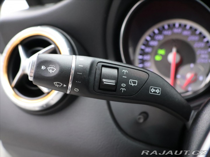 Mercedes-Benz CLA 2,1 220CDI 130kW 4MATIC C 2015