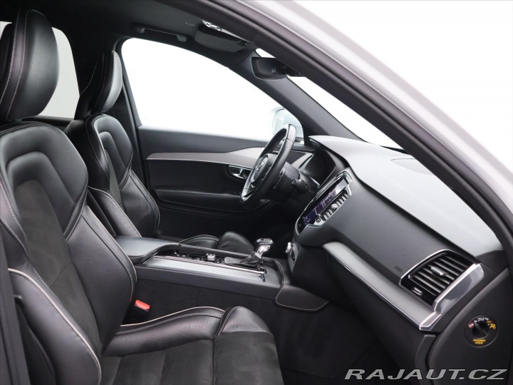Volvo XC90 2,0 D5 165kW 4x4 Aut. R-D 2015