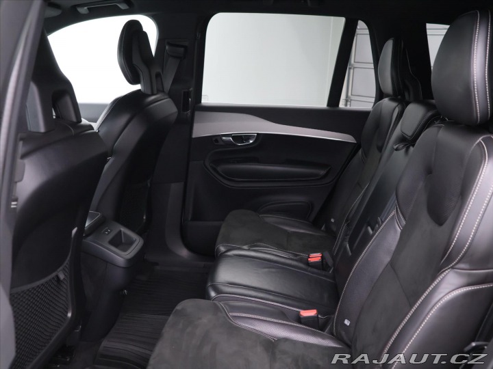 Volvo XC90 2,0 D5 165kW 4x4 Aut. R-D 2015