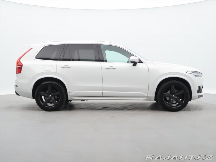 Volvo XC90 2,0 D5 165kW 4x4 Aut. R-D 2015