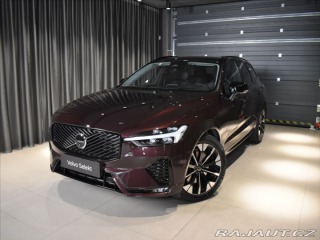 Volvo XC60 2,0 B5 AWD Ultra Pano,vzd 2025