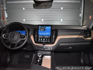 Volvo XC60 2,0 B5 AWD Ultra Pano,vzd 2025