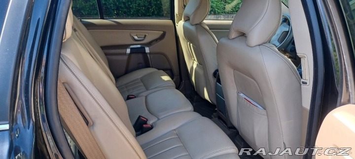 Volvo XC90 2,4   7 míst 4x4 D5 147kW 2012