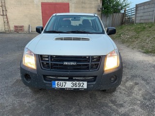   Isuzu D-Max 2,5   D-MAX TD r.v.2011