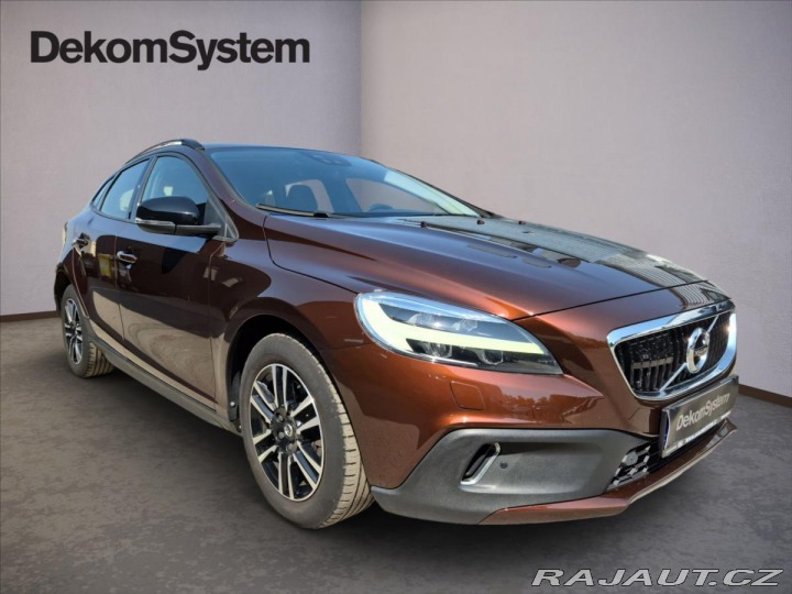 Volvo V40 2,0 D3 Cross Country 2018